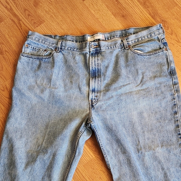 Vintage 80's Levi's 550 Red Tab Relaxed Fit Size 50x32 Denim Light Wash. - Picture 2 of 10